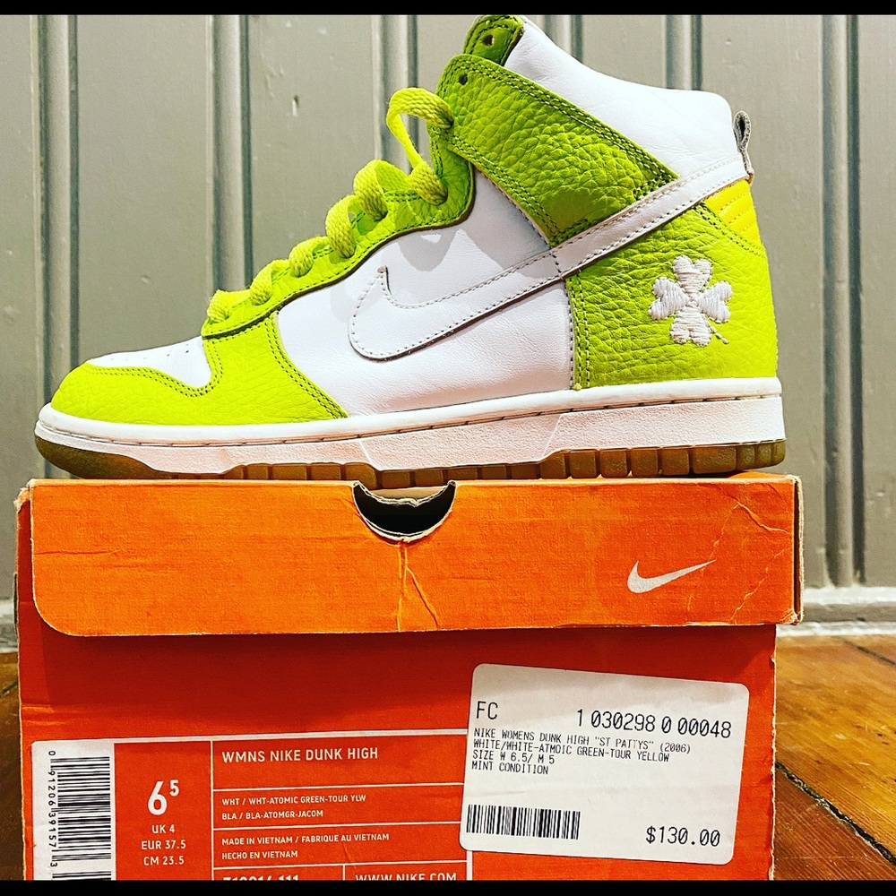 Nike Women’s Dunk High “St Pattys”